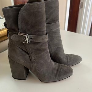 Vince Camuto Damefaris boot in grey
